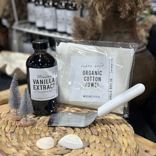 8oz Pure Mexican Vanilla + Tea Towel + Gygi Brownie Spatula
